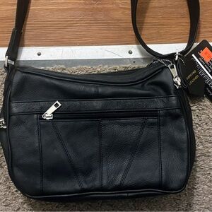 Roma Leather Concealment Bag NWT Black Leather Gun Holder Lock Zipper